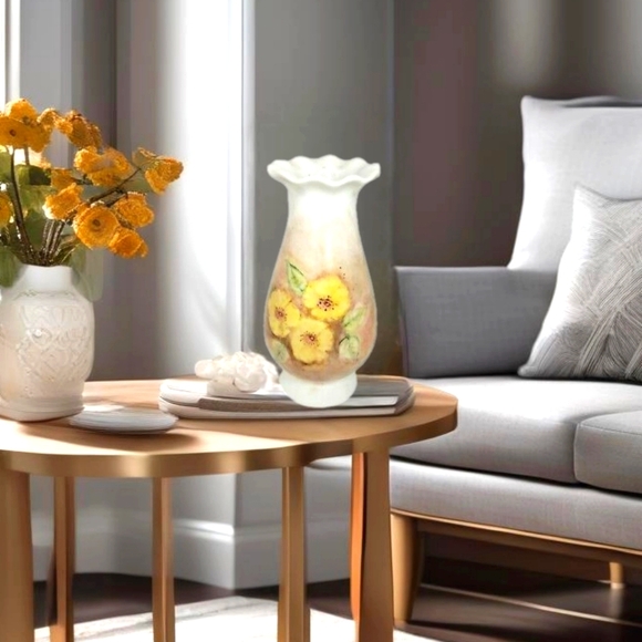 Charming Vintage Bud Vase with Yellow Poppies and Ruffled Edge in MCM Style - Picture 1 of 6